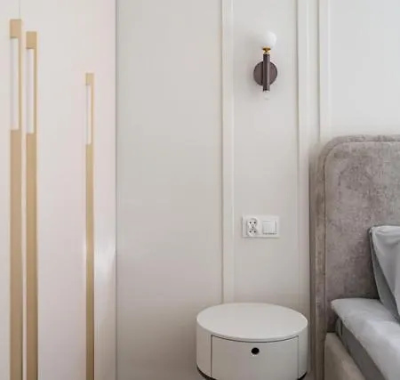 Rzeznicka Old Town *